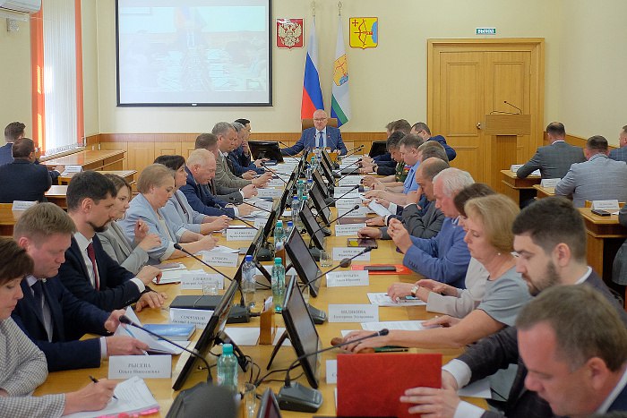 В Кировской области увеличено число бюджетных мест в колледжи и техникумы.