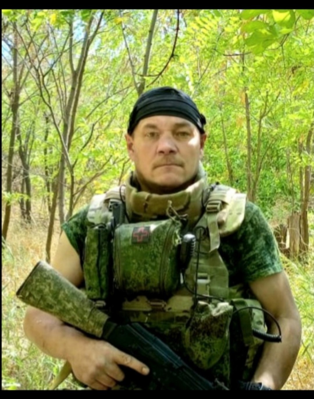 14 декабря, состоялась траурная церемония прощания с участником СВО Хайруллиным Равилем Назировичем, погибшем при исполнении воинского долга.
