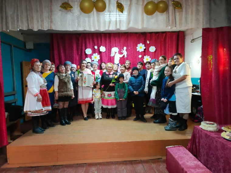 С помощью депутата. С помощью депутата.