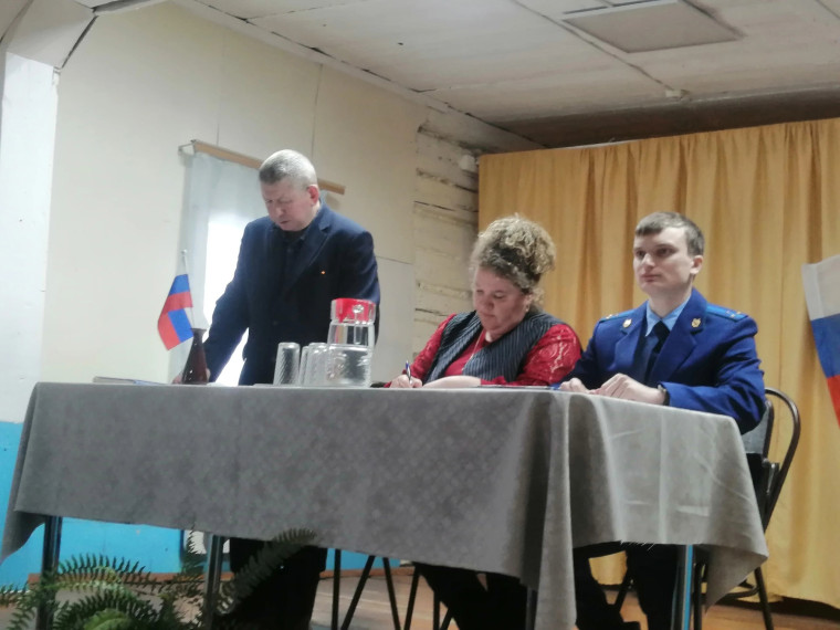 В Каксинвайском сельском поселении состоялся сход граждан, чуть ранее сход провели и в д. Большая Шабанка. В Каксинвайском сельском поселении состоялся сход граждан, чуть ранее сход провели и в д. Большая Шабанка.