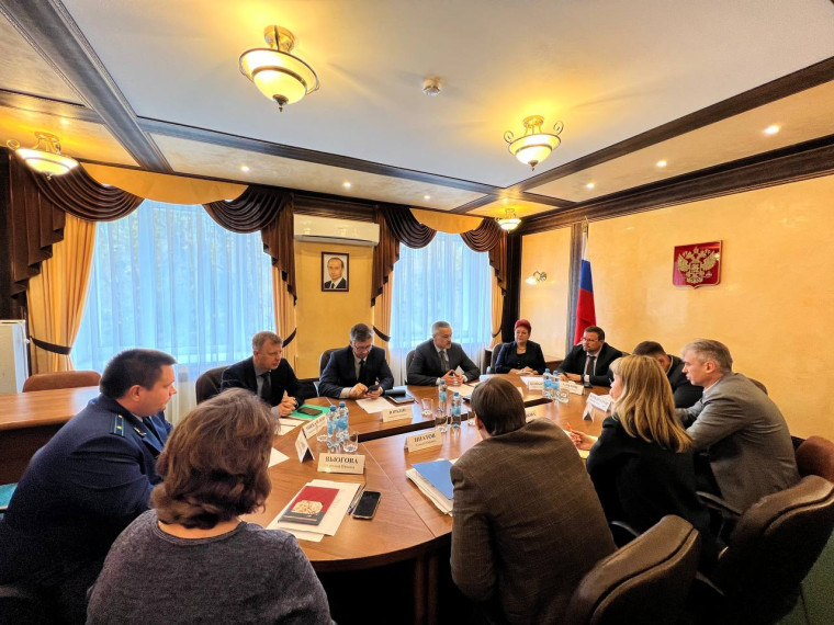26 сентября 2023 года в приемной Президента Российской Федерации в Кировской области состоялась "прямая телефонная линия". 26 сентября 2023 года в приемной Президента Российской Федерации в Кировской области состоялась "прямая телефонная линия".