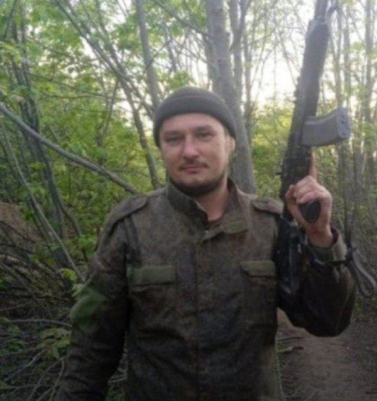 Сегодня в селе Большой Китяк Малмыжского района состоялась траурная церемония прощания с погибшим в ходе специальной военной операции Александром Мартыновым. Сегодня в селе Большой Китяк Малмыжского района состоялась траурная церемония прощания с погибшим в ходе специальной военной операции Александром Мартыновым.