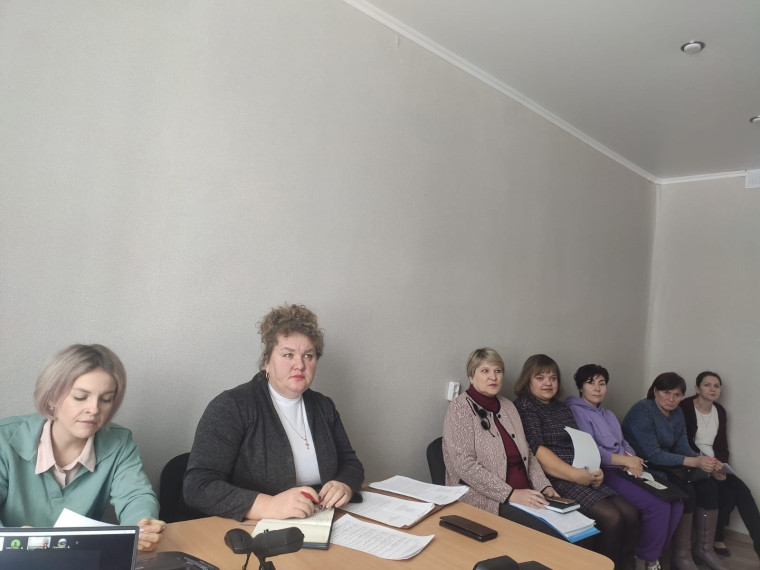 В администрации Малмыжского района состоялось совещание с руководителями образовательных организаций. В администрации Малмыжского района состоялось совещание с руководителями образовательных организаций.